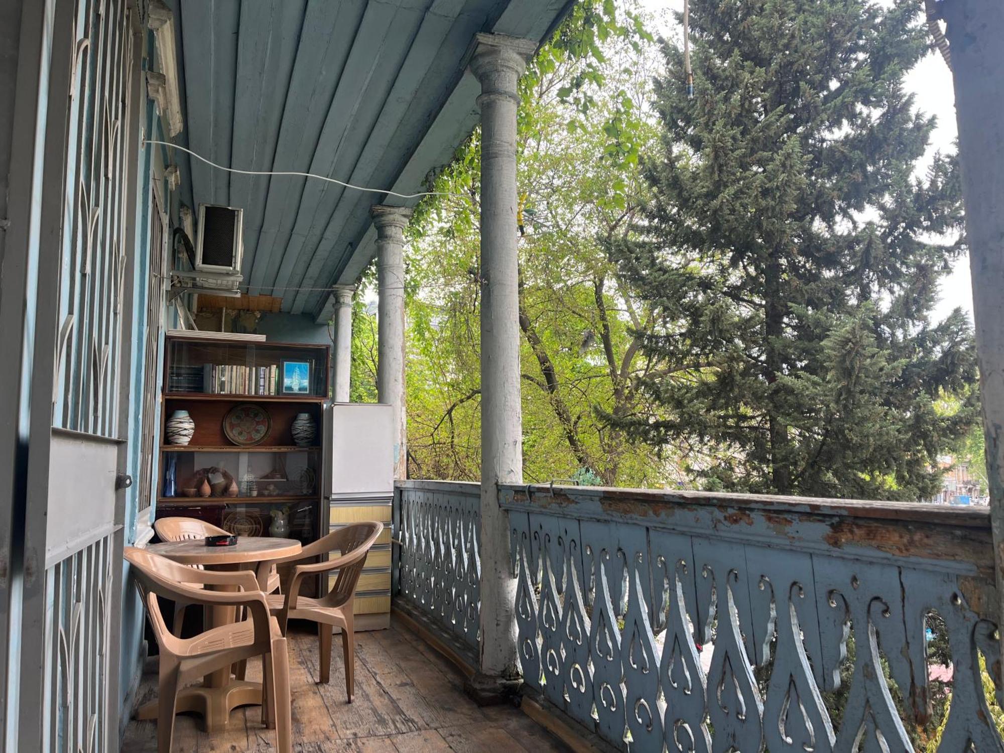 Apartment in Old Tbilisi Orbeliani Square Esterno foto